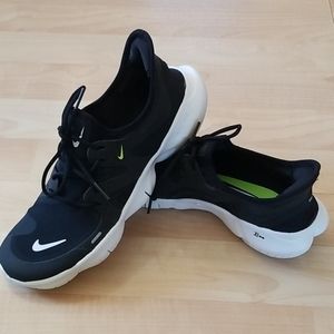 NIKE shoes